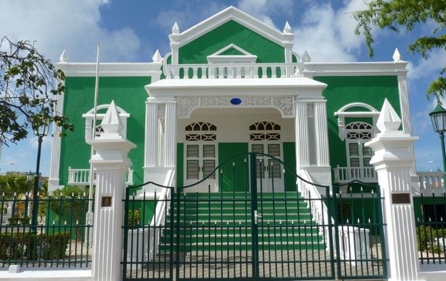 Aruba, unterwegs in der Hauptstadt Oranjestad