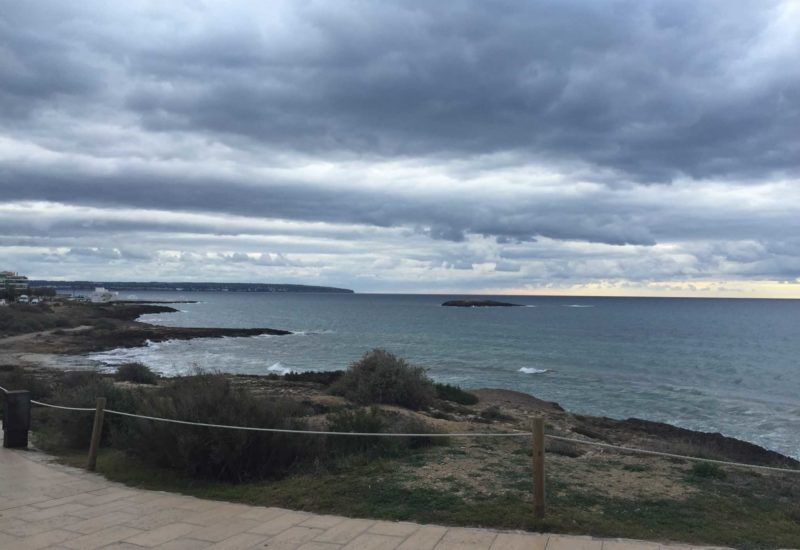 Kurzurlaub auf Mallorca: Segeln und Radfahren. Die Insel bietet optimale Bedingungen für schöne Radtouren.